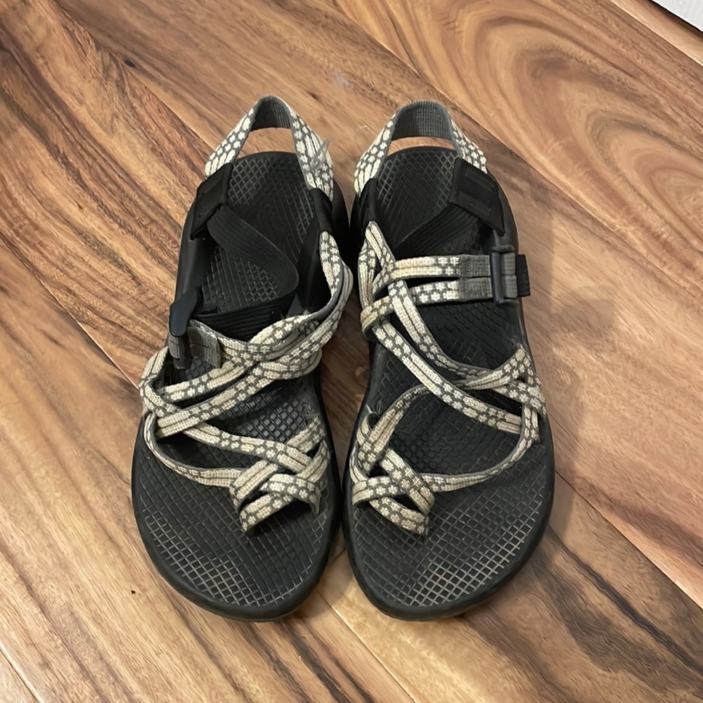 Chacos size 7